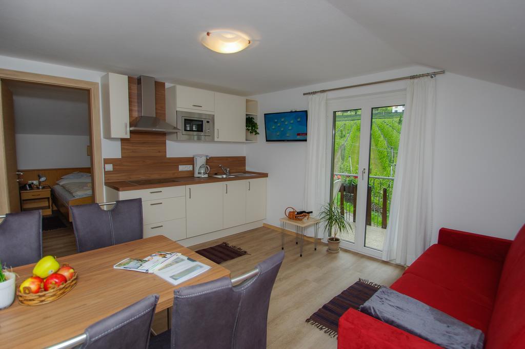 Haus Sonnegg Apartment Марленго Екстериор снимка
